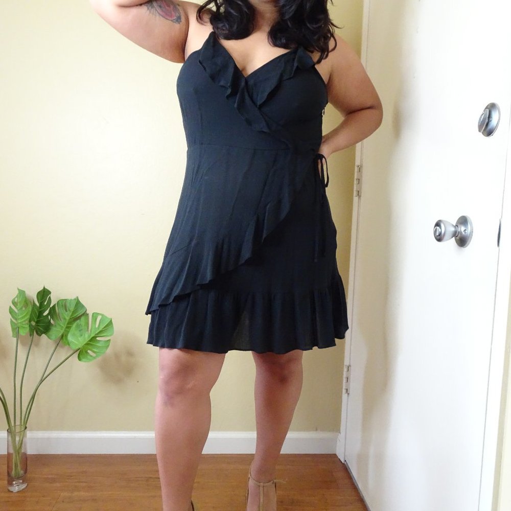 Flowy light ruffle summer dress